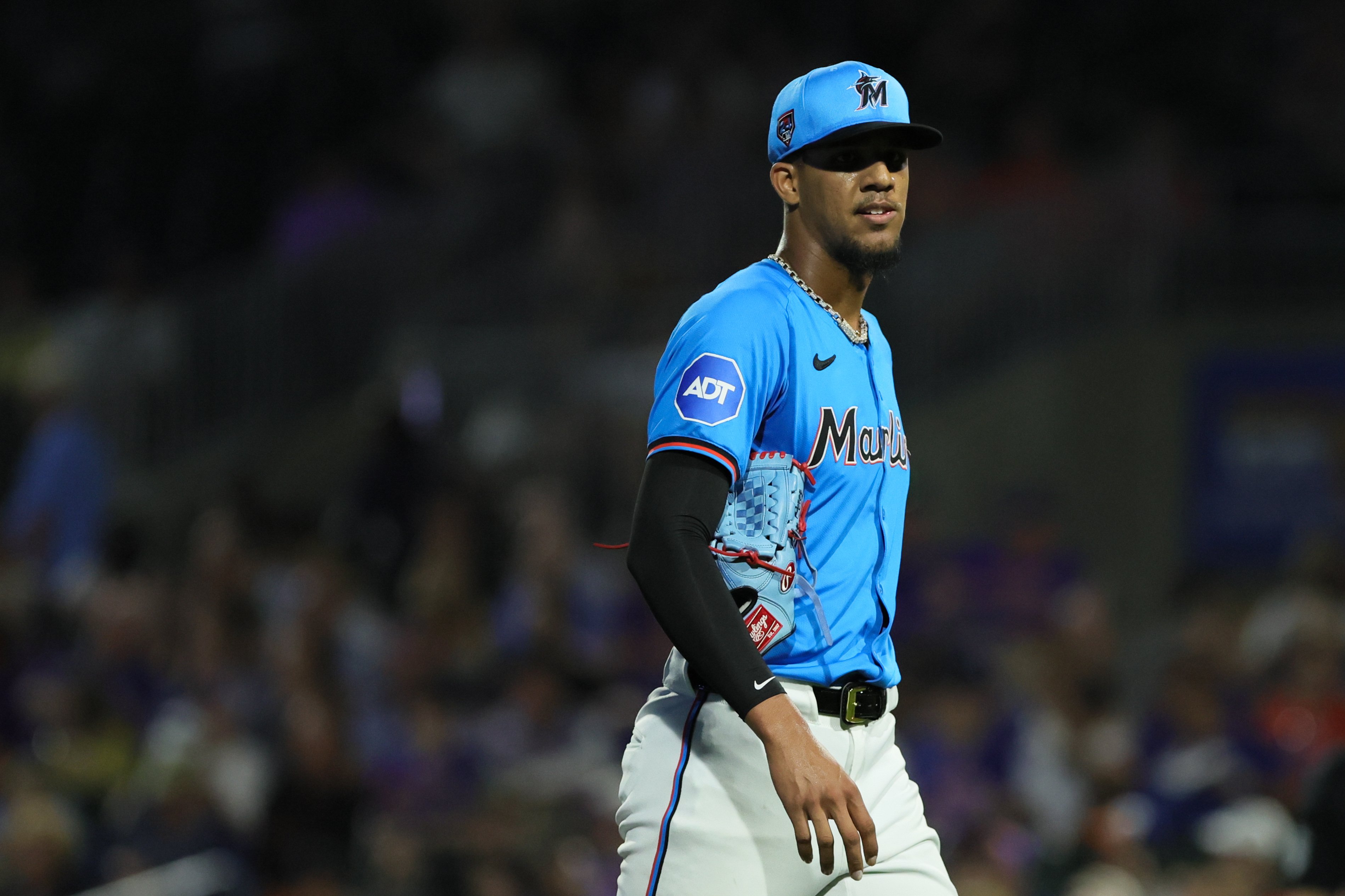 Eury Pérez diagnosed with mild elbow inflammation; surgery not ...