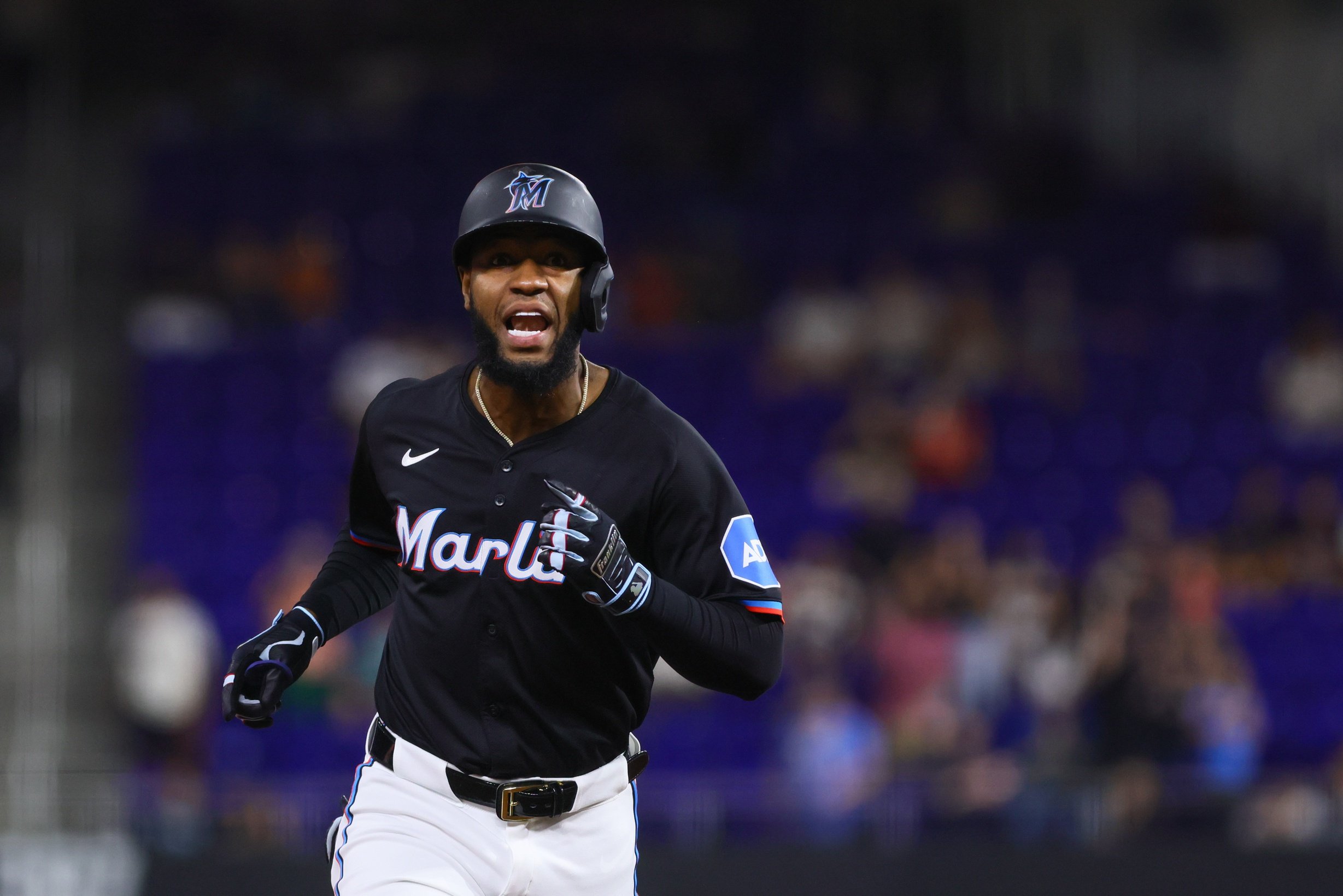 Possible trade target Bryan De La Cruz shows Mariners what they re missing Marlins Fish On First