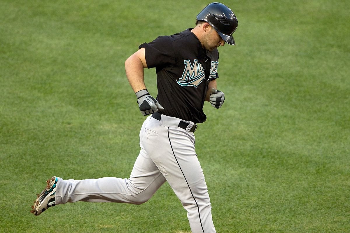 15-year Marliniversary: Uggla surpasses Lowell atop Marlins’ all-time home run list