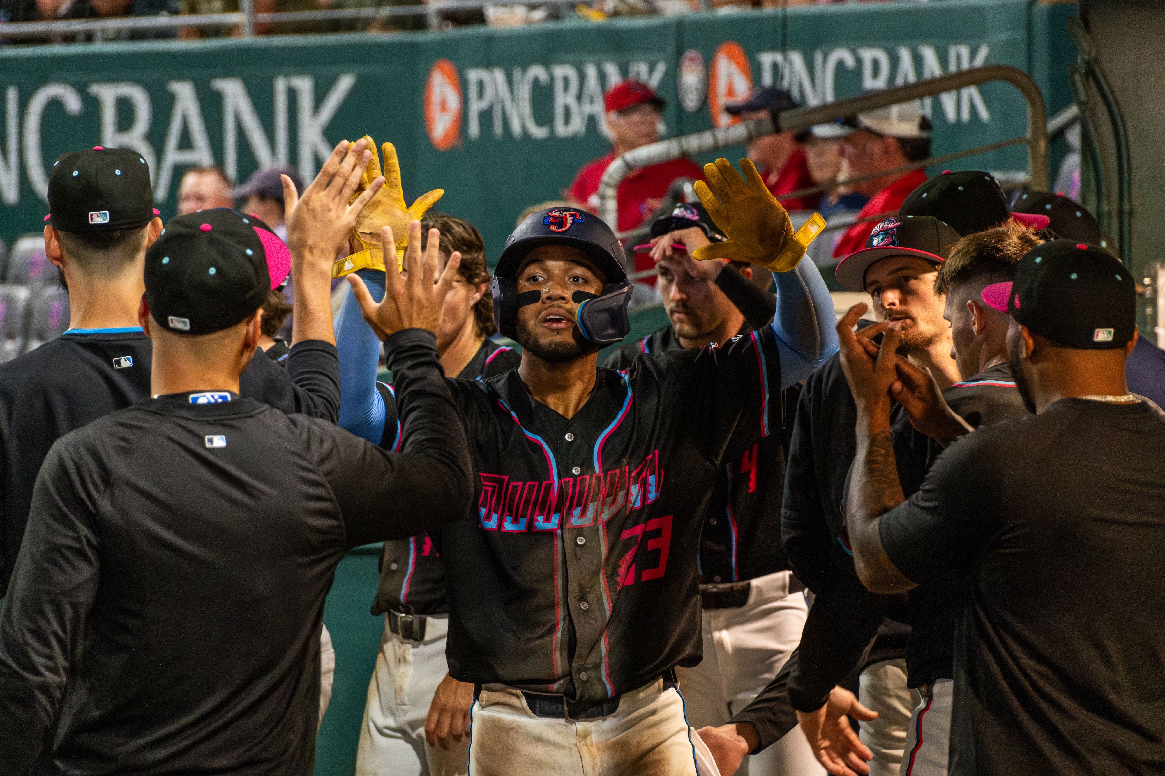 Marlins to call up Maximo Acosta