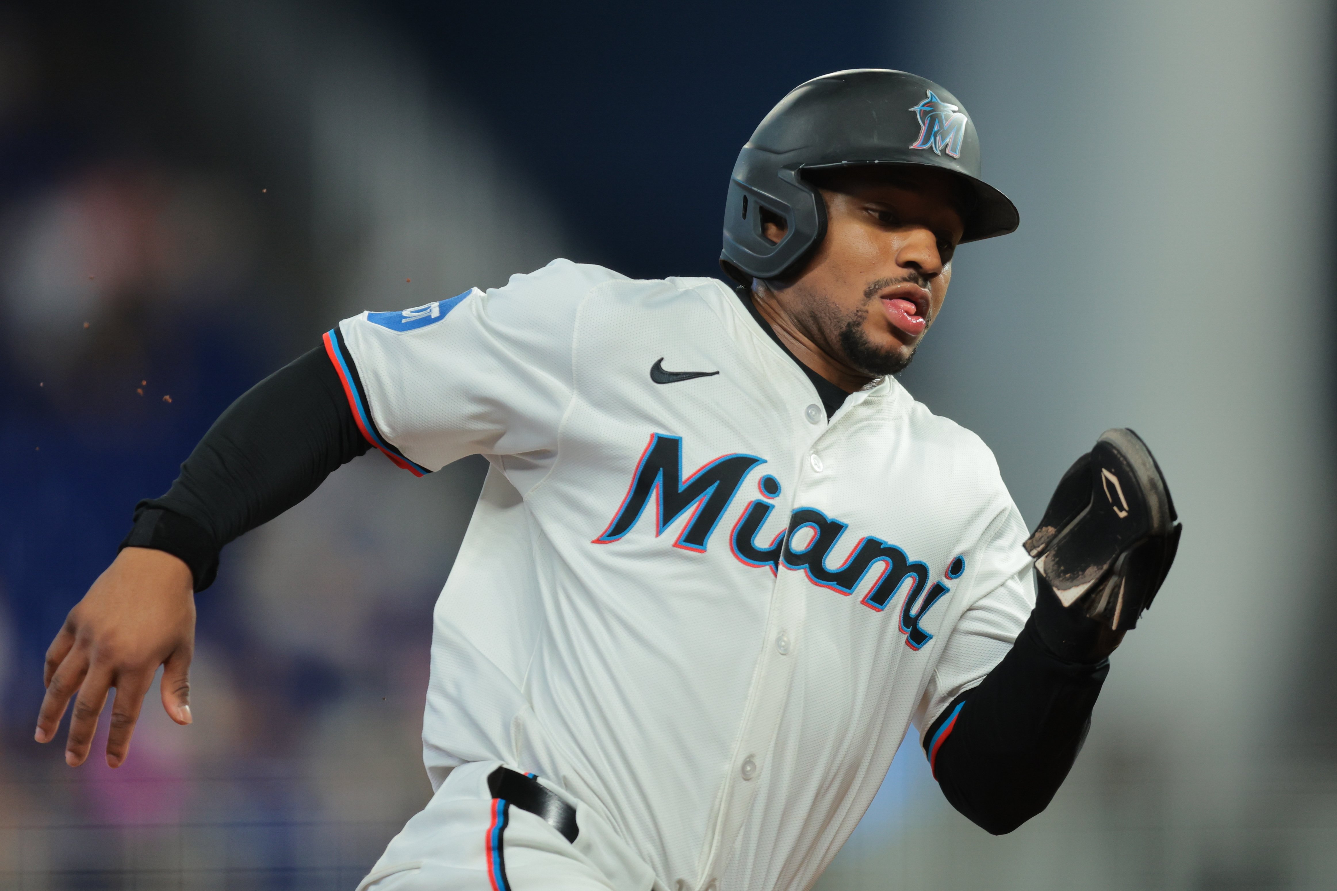 Marlins avoid sweep on back of Edwards, rookie hit parade