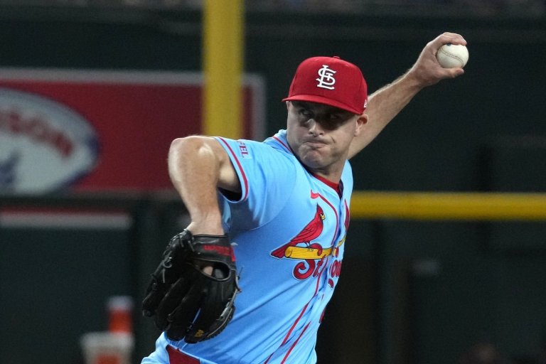 Marlins get their veteran lefty, signing John King to 1-year deal