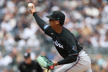 Eury Pérez fails in unfamiliar way, walking half-dozen Yankees