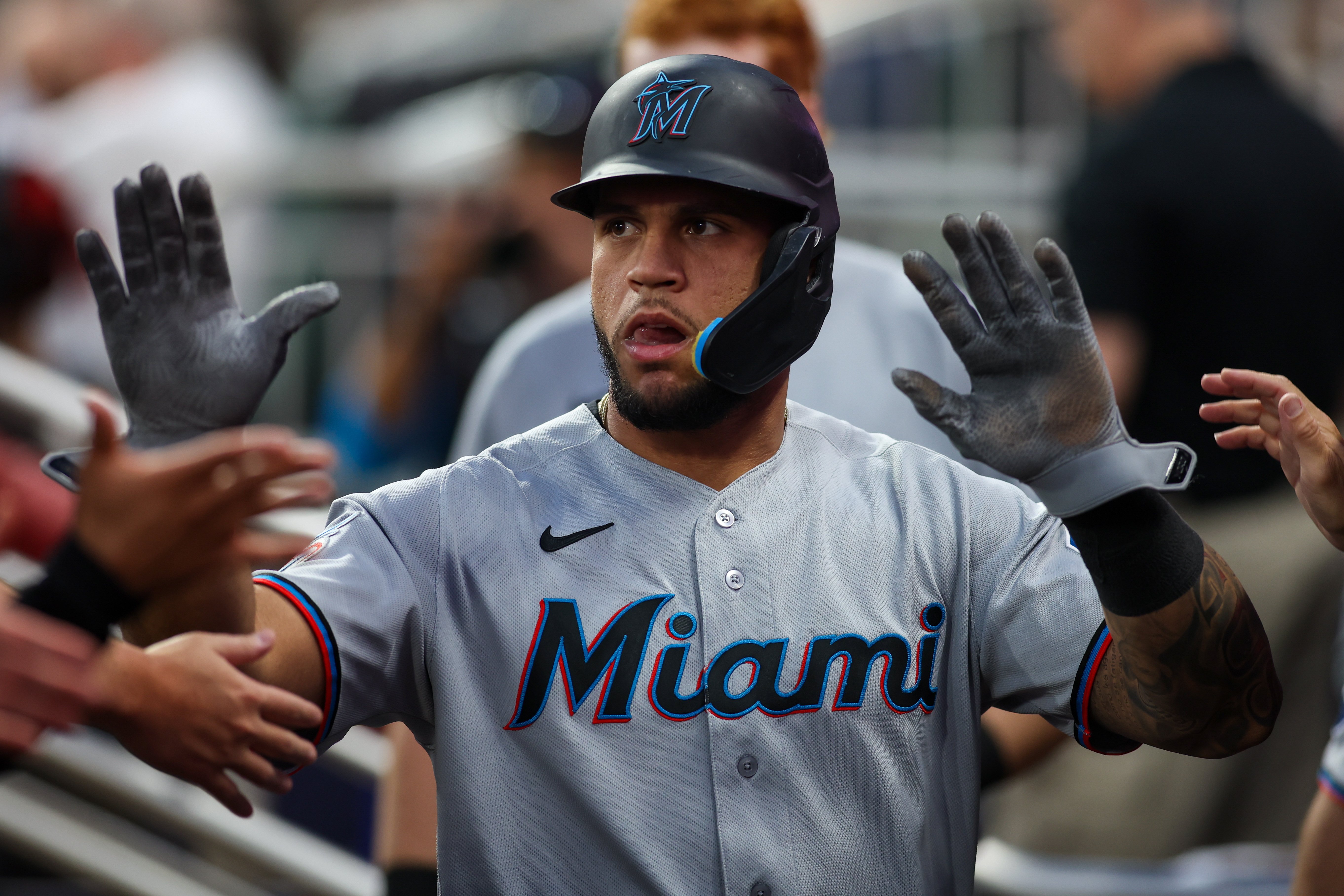 More information about "Marlins offense explodes in series-opening win over Braves"