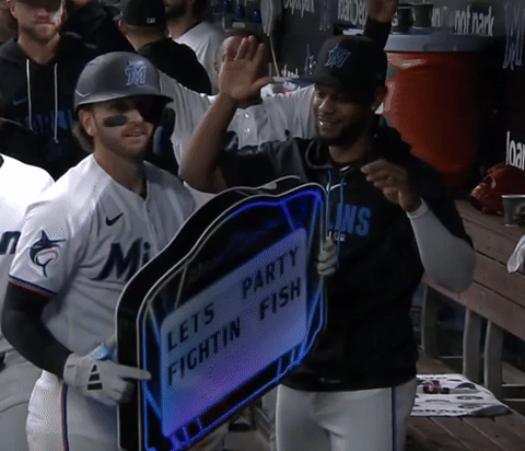 connor norby fightin fish sign.gif