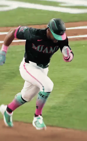 otto lopez baserunning retrowave.gif
