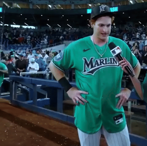 owen caissie gatorade bath teal.gif