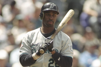 30-year Marliniversary: Fish used White's 2-run single in 9th to rally past Pirates
