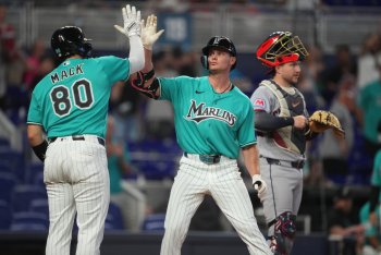 MLB mock trade: How much would Diamondbacks give up to add Griffin Conine?