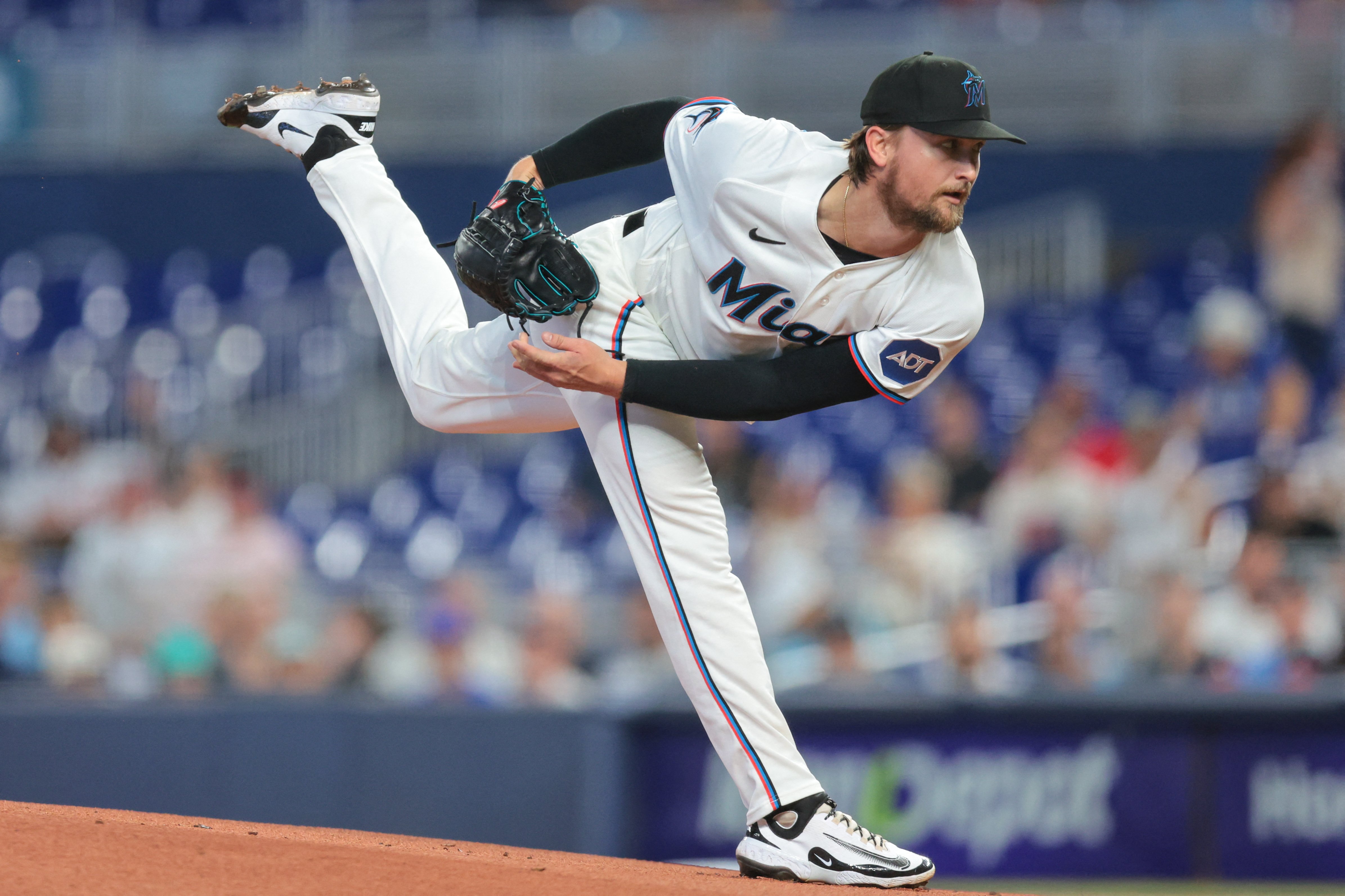Marlins trade Braxton Garrett to Chicago Cubs for 2 prospects
