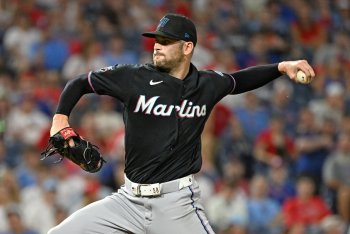 Cupboard is bare for Miami Marlins when it comes to lefty relief help