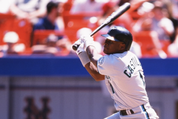 30-year Marliniversary: Castillo records first hit, walk-off hit in win over the Mets